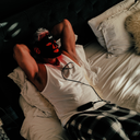 Boost collagen production & reduce the appearance of wrinkles with LED light therapy